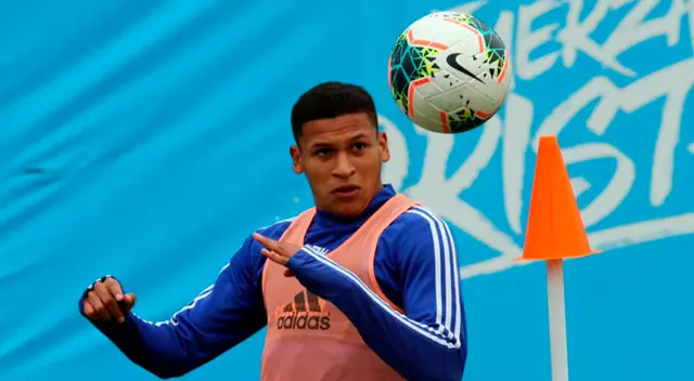 Fernando Pacheco renovó hasta el 2025 con Sporting Cristal.