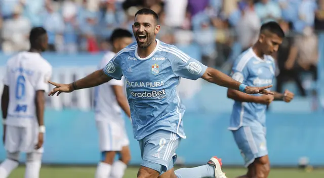 Martín Cauteruccio firmó su triplete con Sporting Cristal.