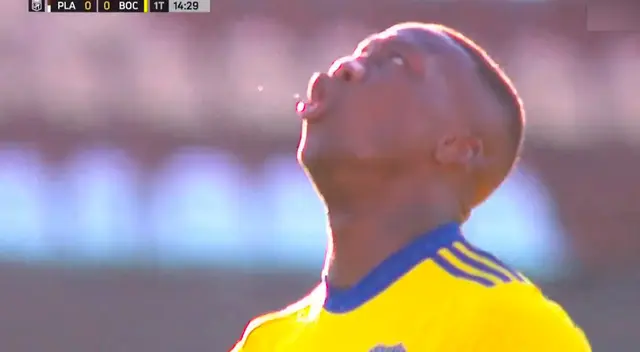 Prensa argentina dio calificación a Luis Advíncula Prensa argentina dio calificación a Luis Advíncula