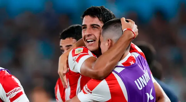 Unión venció a Racing en el Cilindro.