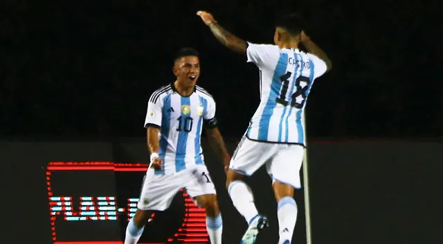 Argentina clasificó a la siguiente ronda del Preolímpico tras vencer a Chile.