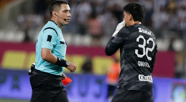 Diego Haro expulsa a Franco Saravia en el clásico.