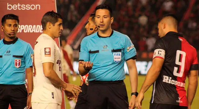 ¿Qué jugador crema fue convocado para el Universitario vs Melgar?