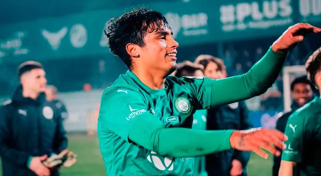 Kluiverth Aguilar juega en el Lommel SK.