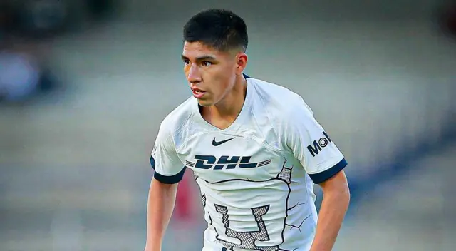 Piero Quispe jugó 45 minutos en la derrota de Pumas ante Chivas.