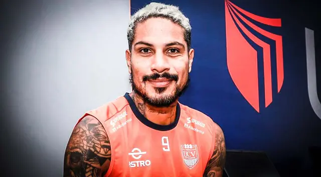 Paolo Guerrero es presentado por César Vallejo. Paolo Guerrero es presentado por César Vallejo.