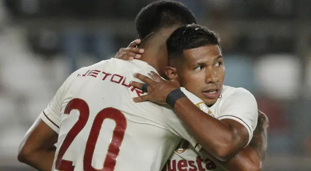 Universitario vs. Sport Huancayo por Liga 1
