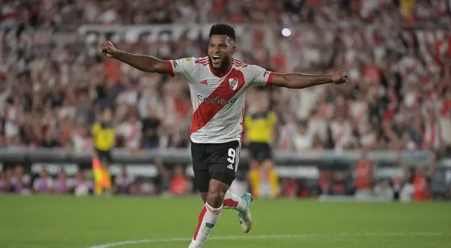 River volvió a la victoria tras cuatro fechas al ganar a Independiente Rivadavia.