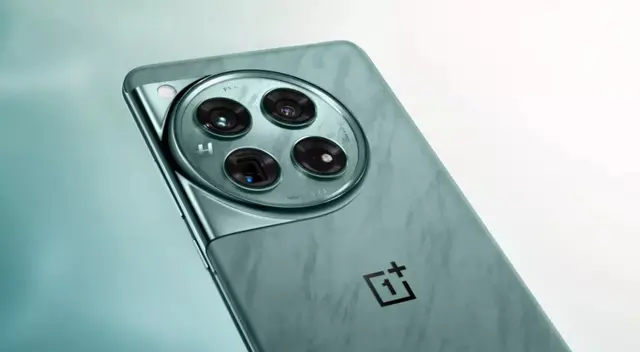 El OnePlus 12 es un smartphone chino en el Top 3 de AnTutu, supera al Galaxy S24 Ultra de Samsung. El OnePlus 12 es un smartphone chino en el Top 3 de AnTutu, supera al Galaxy S24 Ultra de Samsung.