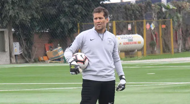 Leao Butrón dejó el fútbol el 2020 Leao Butrón dejó el fútbol el 2020