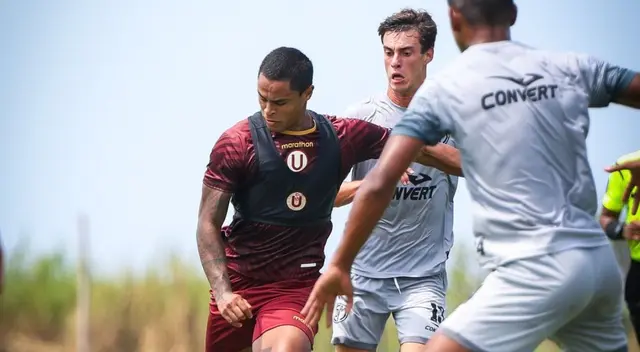 Universitario disputó un amistoso en Campo Mar ante Deportivo Municipal.