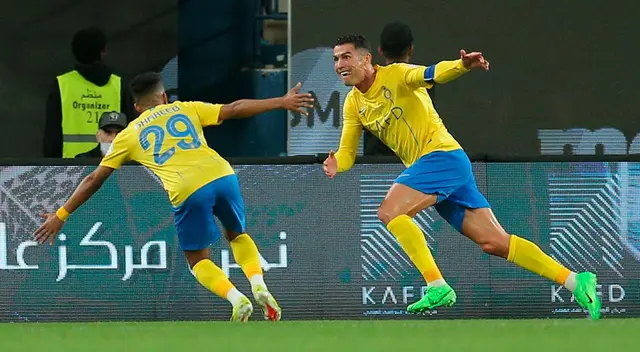 Cristiano Ronaldo marcó triplete en victoria de Al Nassr.