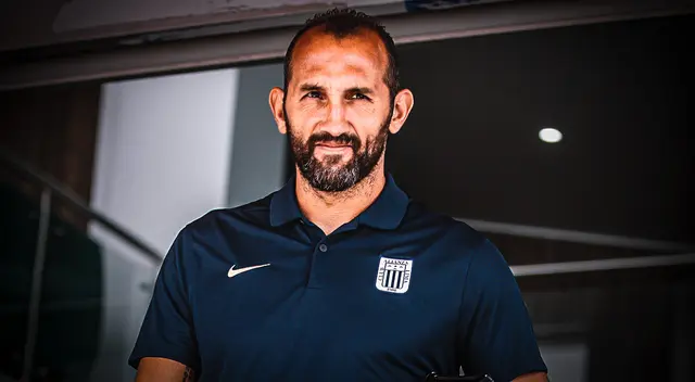 Hernán Barcos se volvió tendencia a poco del partido de Universitario. Hernán Barcos se volvió tendencia a poco del partido de Universitario.