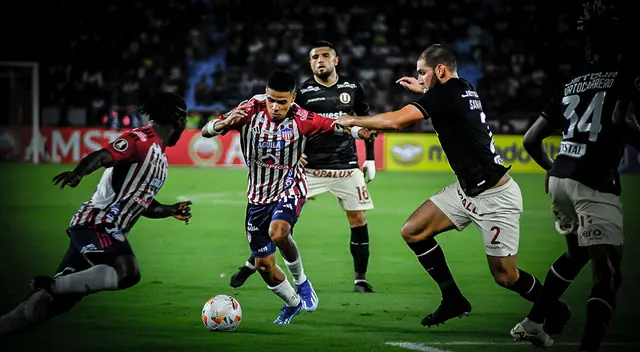 Junior recibió duras críticas por empatar con Universitario en Copa Libertadores.