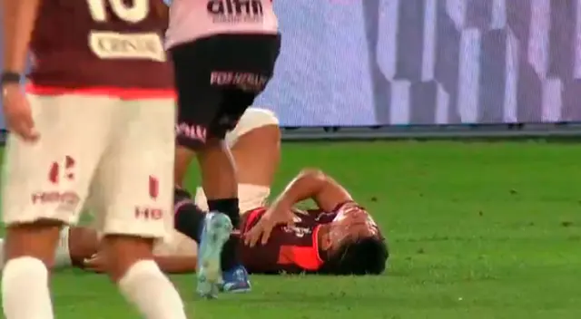José Rivera fue cambiado en el Universitario vs Sport Boys por lesión.