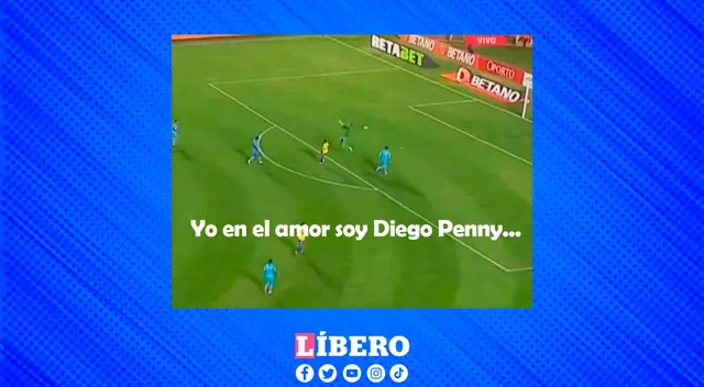 Penny salió a achicar mal ante una llegada de Cristal. Penny salió a achicar mal ante una llegada de Cristal.