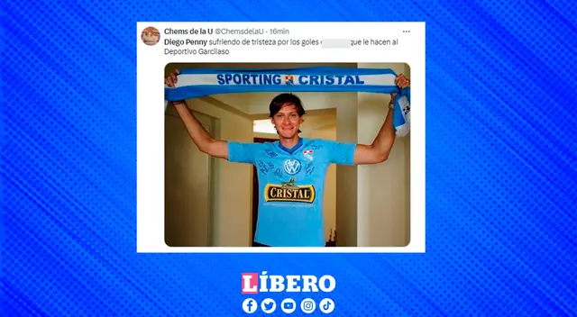 Hinchas de Universitario recordaron el pasado de Diego Penny. Hinchas de Universitario recordaron el pasado de Diego Penny.