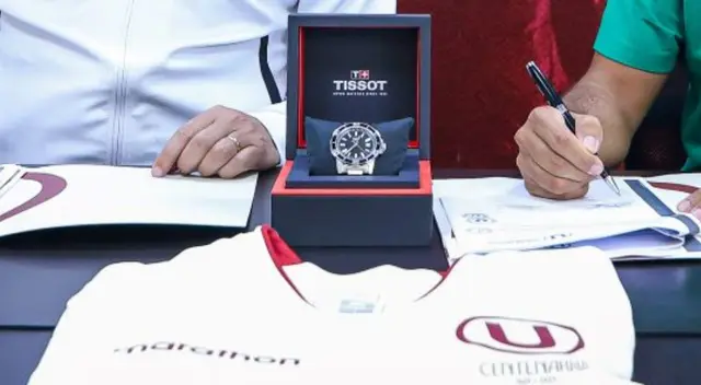 Universitario sacará a la venta el 'Reloj del Centenario' del club.
