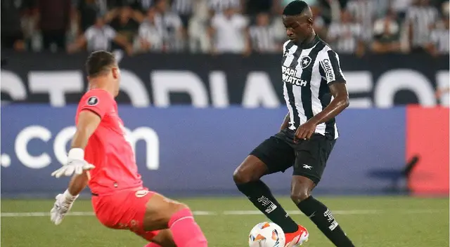 Botafogo sorprendió con una peculiar publicación sobre Universitario.
