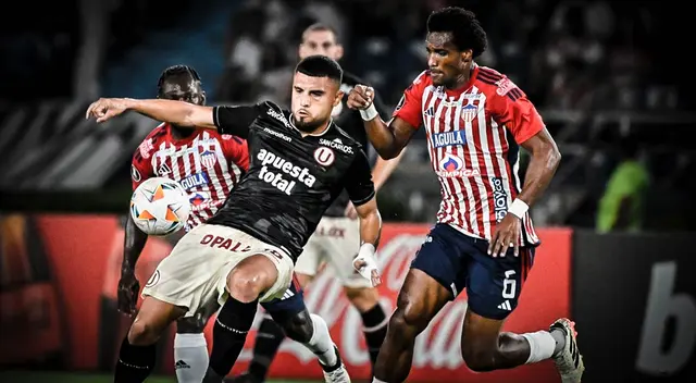 Universitario de Deportes enfrenta a Junior por Copa Libertadores.