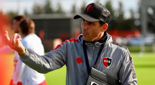 ¿Qué hizo Mauricio Larriera tras la eliminación de Newell's?
