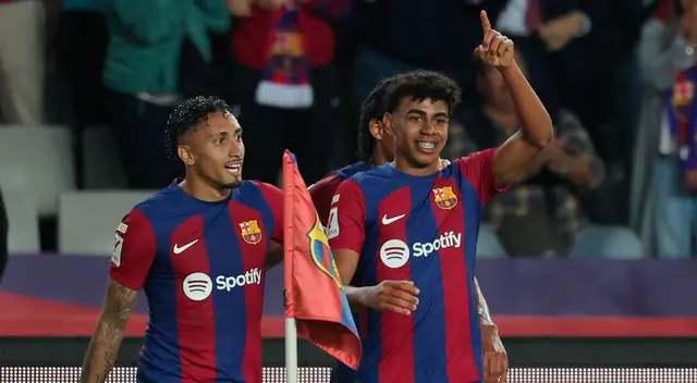 Barcelona ganó 2-0 a Real Sociedad y es segundo en LaLiga