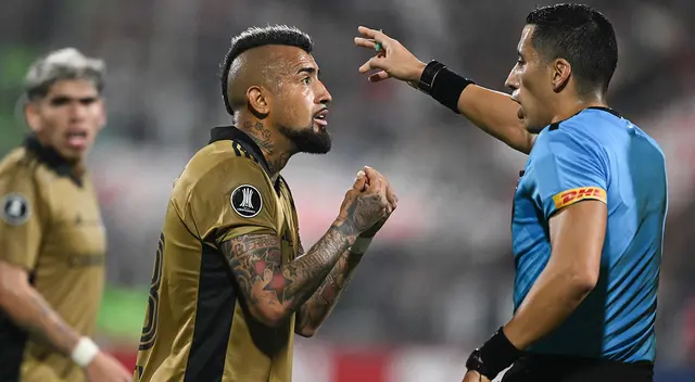 Colo Colo apelará ante la Conmebol por polémica decisión del árbitro Colo Colo apelará ante la Conmebol por polémica decisión del árbitro