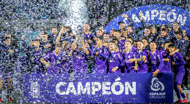 Defensor Sporting celebró en el Estadio Centenario. Foto: Defensor Sporting