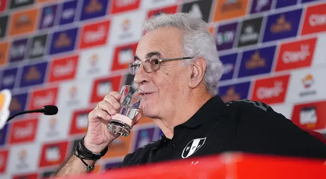 Jorge Fossati aún no dirige un encuentro oficial con Perú. Foto: La Bicolor