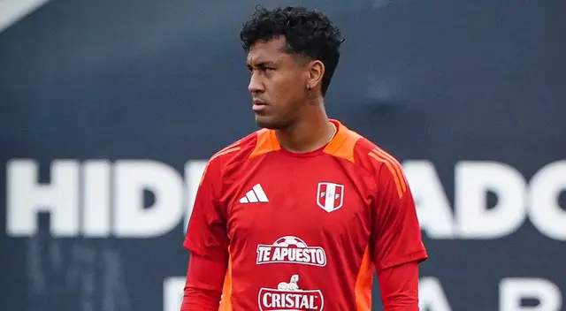 Renato Tapia será una baja más de la selección peruana ante El Salvador.