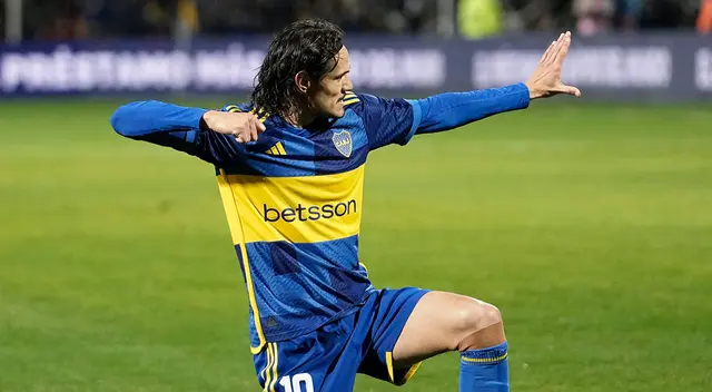 Edinson Cavani marcó uno de los goles en la victoria de Boca Juniors.