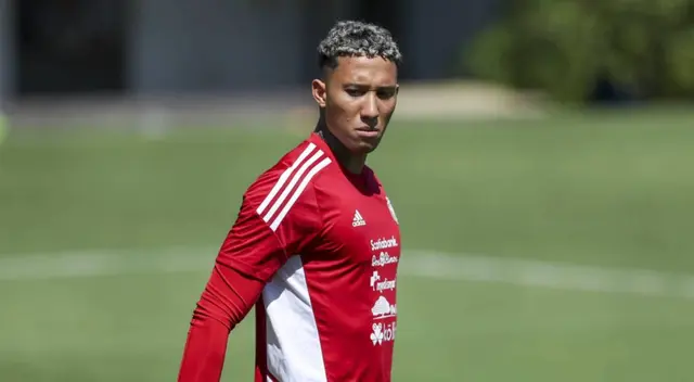 Patrick Sequeira la rompió ante Brasil