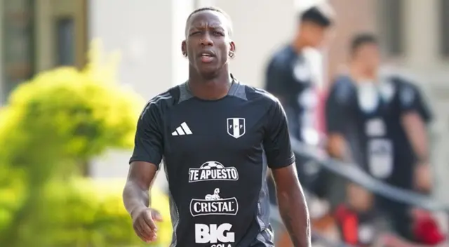 Luis Advíncula habló de su hinchaje por club peruano y sorprendió a Jefferson Farfán.
