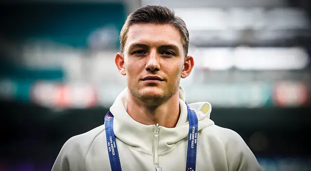 Oliver Sonne será titular por primera vez con la selección peruana.