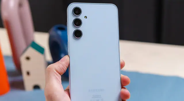 El celular Samsung que es el más barato del 2024 y cuenta con especificaciones premium.