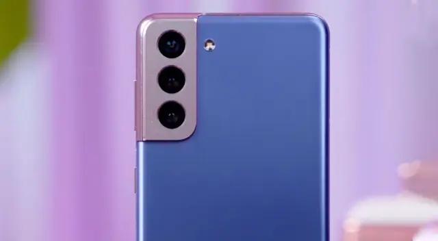 Conoce las características y precio del Samsung Galaxy S21, el gama alta de 2021 que sigue siendo uno de los mejores . Conoce las características y precio del Samsung Galaxy S21, el gama alta de 2021 que sigue siendo uno de los mejores .