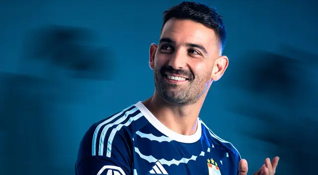 Sporting Cristal presentó su nueva camiseta alterna 2024.