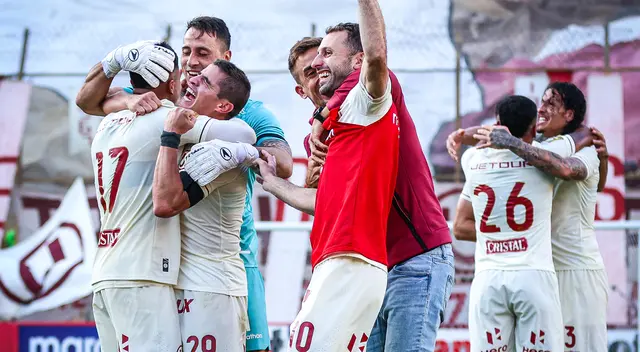 Universitario de Deportes sigue alegrando a sus hinchas en el año del centenario. Universitario de Deportes sigue alegrando a sus hinchas en el año del centenario.