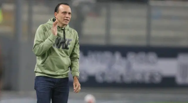 Alejandro Restrepo cumple su primer año en Alianza Lima Alejandro Restrepo cumple su primer año en Alianza Lima