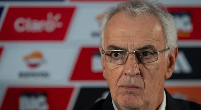 Jorge Fossati tiene 7 partidos con la selección peruana: 3 victorias logró, 2 derrotas y 2 empates. Jorge Fossati tiene 7 partidos con la selección peruana: 3 victorias logró, 2 derrotas y 2 empates.