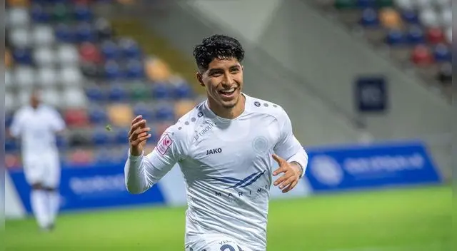 Luis Iberico no fue tomado en cuenta por su equipo Luis Iberico no fue tomado en cuenta por su equipo