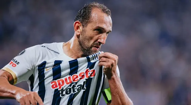 Hernán Barcos es el goleador histórico extranjero en Alianza Lima Hernán Barcos es el goleador histórico extranjero en Alianza Lima