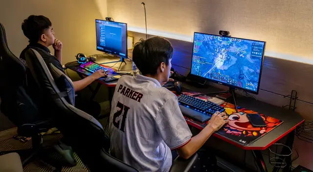 Los mejores equipos del mundo de Dota 2 participan en la Elite League S2.