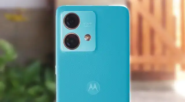El celular de Motorola que cuenta con una de las mejores baterías del mundo.