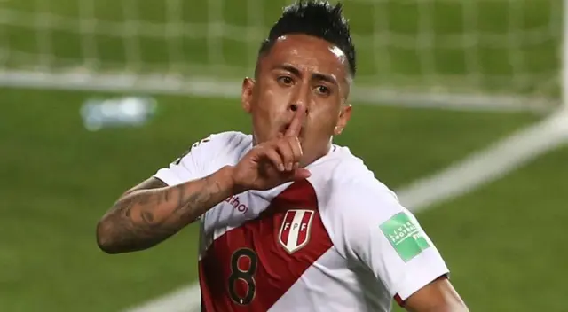 Christian Cueva decidió jugar en Cienciano del Cusco. Christian Cueva decidió jugar en Cienciano del Cusco.