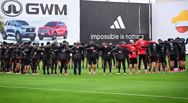 Selección peruana está cada vez más listo para enfrentar a Colombia.