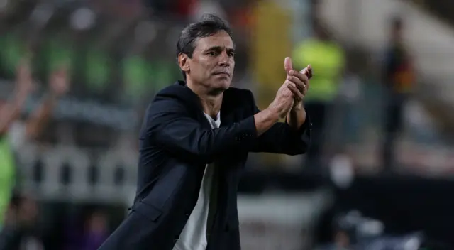 Fabián Bustos, técnico de Universitario de Deportes Fabián Bustos, técnico de Universitario de Deportes