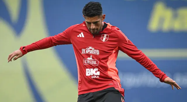 Carlos Zambrano no fue titular en el Perú vs. Ecuador y generó reacciones. Carlos Zambrano no fue titular en el Perú vs. Ecuador y generó reacciones.