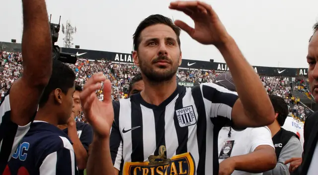 Claudio Pizarro es confeso hincha de Alianza Lima