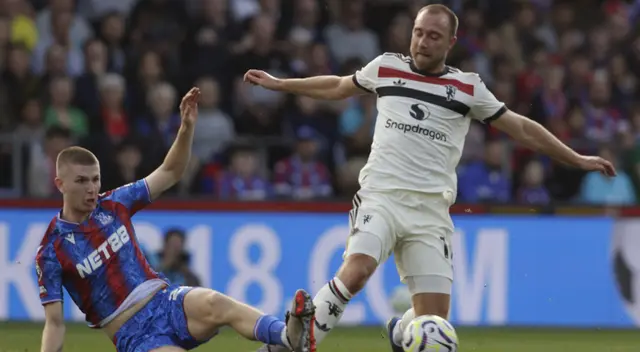 Manchester United se enfrentó a Crystal Palace. Manchester United se enfrentó a Crystal Palace.